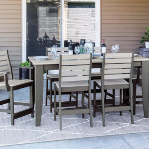 Freeport 39" x 72" Table Set.